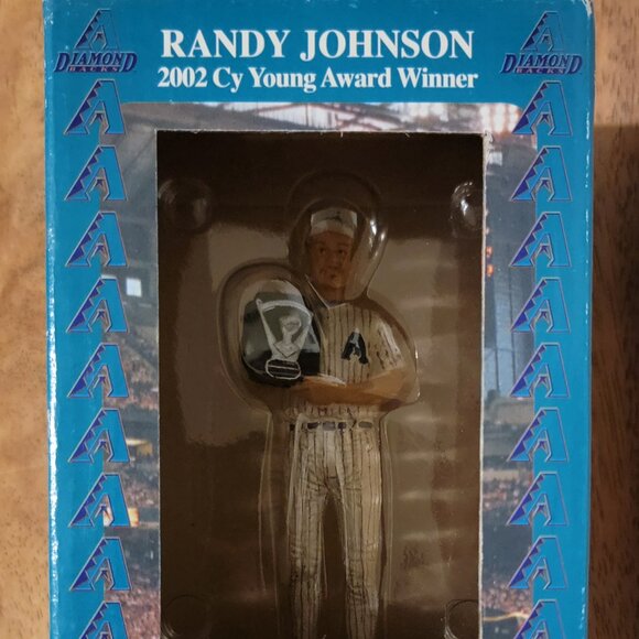 Randy Johnson Collectible Figurine – 2002 Cy Young Award, #1 in Series of 4 - Picture 1 of 5